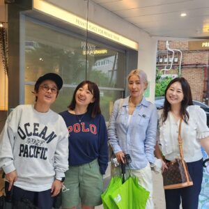 Song Eun-yi Instagram - 3혜정과 1은이 
조혜정
황보혜정
박혜정