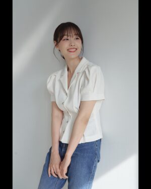 Song Ji-eun Thumbnail - 20.3K Likes - Most Liked Instagram Photos