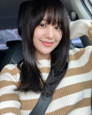 Song Ji-eun Thumbnail - 15.8K Likes - Most Liked Instagram Photos