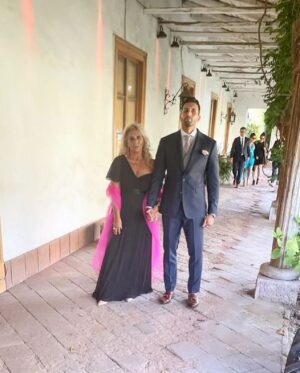 Sonia Fried Instagram - Del fin de semana en el matrimonio de los hijos de mis amigos @viviananunesmayol @miguel_a_zerene y #Gloria! 🤵🏻👰🏻‍♀️💍