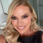 Sonia Kruger Instagram - Tanbassador Kruger here with a fake tan Friday report! Glow up this weekend ladies with @threewarriors ☀️🌴 #partner #ad #organic #selftan #australianmade #natural #toxicfree #supportsmallbusiness