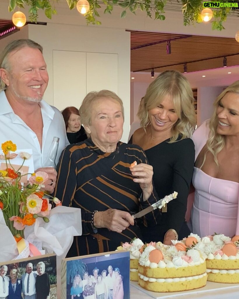 Sonia Kruger Instagram - Happy Birthday Mum! 🥳 So much fun celebrating with family and friends 🥂🎂 Still rocking it at 80!