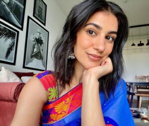 Sonia Rathee Instagram - Blues clues 🐾💙 #auditionlife