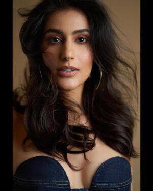 Sonia Rathee Instagram - 🩵💙🤍

Styled by @sameerkatariya92
Hairstylist- @hairstylsit_madhav2.0
Makeup Artist - @richie_muah
Photographer- @kevin.nunes.photography

Talent Agency - 
@palsandpeersentertainment
@palsandpeerstalents

Managed by - @ayushisarda9833