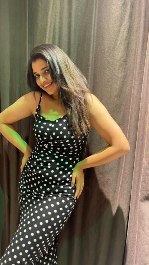 Soniya Suresh Instagram - Prettiest prblm 🍂
.
.
.
#reels#reelitfeelit#happyperson#positivevibes#instagram#trending2024#selflove🫶