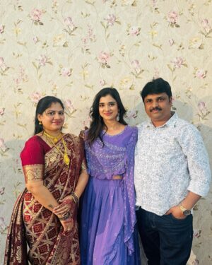 Soniya Suresh Instagram - Famjam 🦄