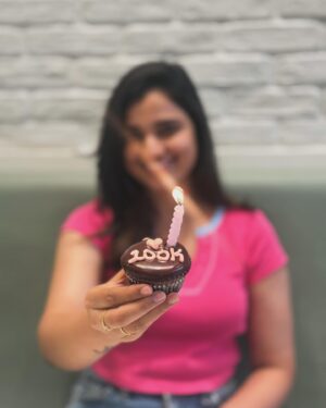 Soniya Suresh Instagram - We are 100k family baby 🥳🎊
.
.
.
#instagram #happygirl#instafam#pinkgirl🎀