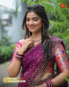 Actress Soniya Suresh HD Instagram Photos and Wallpapers August 2024