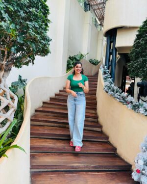 Soniya Suresh Instagram - Dressed like a green flag but I only go for red flag 🫡