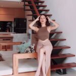 Sonya Pandarmawan Instagram - Know your worth and believe in it.