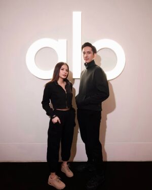 Sonya Pandarmawan Instagram - Welcoming the new sanctuary of @alo in town! @plazaindonesia . Congrats for the Grand Opening #ALOINDONESIA ! And thank u for having us!🥂