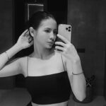 Sonya Pandarmawan Instagram - Slow dancing in the bathroom, with my barefaced skin and unwashed hair tied up🤍 Loving my bare-faced thanks to @beableclinic_pondokindah for the skin-booster , skin sooo plumpy, glowing and clean.🥰