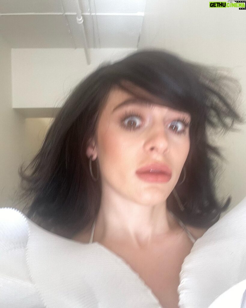 Sophia Anne Caruso Instagram - Her wedding goes awry when her husband to be discovers she’s in a cult focused on insects as a godly form