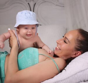 Sophie Evans Instagram - My sweet little  Baby 💓 fotos demasiado bonitas para no compartir de @flashestudio_photo