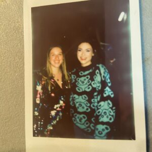 Sophie Ellis-Bextor Instagram - Singing with Helena in the semi-final of @staracademytf1 - thanks to everyone involved.. loved the show and the huge dance ensemble for Murder on the Dancefloor where saltburn met studio 54 - what a party that would be! Xx scroll to see Helena and do I our thing, me singing Groovejet, the AMAZING @lisalaudat1 who always does such beautiful glam, two singers reacting to the moment when the table broke unexpectedly during the live show when all the dancers were going for it and then finally a little film to show the rhythm I get into when I have a pile of stuff to sign. Like a little machine, baby! Xxx chouette et merci! J’adore France. See you again for the band show @bataclanofficiel 5th march xxxx