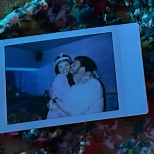 Sophie Ellis-Bextor Instagram - 💞🌸 This is 45!!! And up there with the best of birthdays 🎂 Started the day with cards from the kids and breakfast in bed, ended it with the craziest of crazy golf at the mighty @junkyardgolfclub in Camden where I was doing ok on the score card until hole 9, Murder on the Dancefloor, was my undoing. Cherry blossom, cake, cocktails, loved ones… and I got to share it all with @richardjonesface who is also now 45. April babies having springtime fun with some of our favourite people. Here’s to the good times! Xxx big thanks to @junkyardgolfclub for looking after us so well. It was the best place for a party! We loved it. Also I got to wear maybe my favourite dress ever by @mrselfportrait - pink, feathered and diamanté - hurrah! 💞🌸