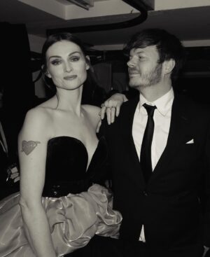 Sophie Ellis-Bextor Instagram - BAFTAs Baby!! 
Last night was amazing. What a special thing. So happy to have been asked to sing but as is always the case, there was a brilliant team effort behind the performance. Big thanks to @victoriajayneadcock for magnificent styling - I love that we created a story with the clothes. Thank you to my fantastically talented friend @lisalaudat1 for such beautiful glam. Lisa did my hair for the video for murder and we’ve worked together since Take Me Home. She’s so incredible and so lovely to pay tribute to @louiseconstad and the green glitter eye she created for murder all the way back in 2001. 
Thanks to my management Wallace and to @sarahadamssassy and Thom 

I loved my dresses - see from the photos you can hide a child inside that skirt! 
I loved the dancing @_paul_roberts and the dancers created 
I loved changing into 4 different outfits - cmon you gotta go hard or home for @bafta 
And I loved toasting the adventure of Murder with such a special stage 
Mainly though I loved doing it all with @richardjonesface by my side, who has always supported me in all that I do. We even had a bit of time on the dancefloor last night - first time in a while! 

Glam @lancomeofficial @ghdhair 
Red carpet dress @antoniorivamilano
@antonioriva_official
@rogervivier @swarovski
Performance @sophiecouture
@miumiu @swarovski @katherinejamesjewellery
Dinner @mrselfportrait @louboutinworld @luluguinness
 @swarovski @katherinejamesjewellery
Party @fumbalinas - kaftan of dreams!!! Green and twinkly and perfect for dancing xxx