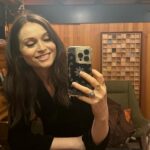 Sophie Ellis-Bextor Instagram - Just landed back in Blighty and if I didn’t have the photos, I might think it had all been a dream.. wow I just adored singing on @fallontonight and thanks so much to the whole crew for welcoming me in such style 🥳Backed by the magnificent @theroots and with an incredible string section 🪩 disco ball, confetti, all my favourite things 🥰 Thanks to @amandawilsonmakeup for making me look and feel good, @victoriajayneadcock for finding fab frocks, @richardjonesface for sorting all the music with the band, @toddowyoung for fabulous photos and my management for all they do including sorting the visa in a very short time 🤪 #fallontonight Performance dress @machandmach Shoes @louboutinworld Rings @katherinejamesjewellery Dancing with @jimmyfallon frock @rebeccavallance General happy birthday to me levels of enthusiasm - model’s own ❤️❤️❤️