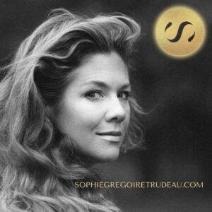Sophie Grégoire Instagram - Friends! I’m so excited to announce my brand new website, www.sophiegregoiretrudeau.com. Visit the link in my bio to learn a little bit more about my new book Closer Together, what I’ve been up to and how we can grow a nourishing community! I can’t wait to learn more about you when you SIGN UP up for my mailing list so we can stay in touch! Lots more exciting things to come soon! 

Je suis vraiment emballée d’annoncer mon nouveau site web, www.sophiegregoiretrudeau.com. Consultez le lien dans ma bio pour en savoir un peu plus sur mon nouveau livre Entre nous, sur ce que j’ai fait récemment et sur comment nous pouvons bâtir une communauté enrichissante ! Je suis impatiente d’en savoir plus sur vous lorsque vous vous INSCRIVEZ à ma liste de diffusion pour que nous puissions rester en contacts. Plein d’autres choses passionnantes à venir bientôt !