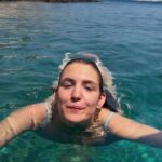 Sophie Nélisse Instagram - Right before our anchor got stuck under a chain and we had no other option than to cut it off. The boat rental dude is not too happy with us.
