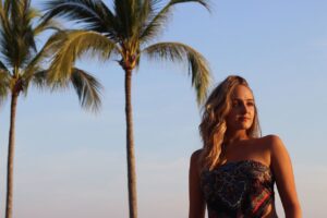 Sophie Reynolds Instagram - sunset was pretty, sorry ya can’t see it