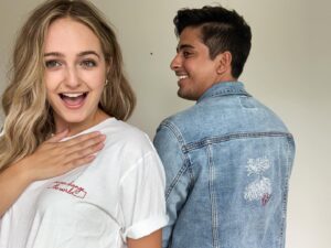 Sophie Reynolds Instagram - Thank you to @sofiacarson for teaming with @thecameronboycefoundation to create this collection with Cam’s drawing for his birthday. Proceeds go to TCBF, so go to represent.com/cam to get yours. Or if you just feel like giving today...link is in my bio to donate to TCBF ❤️