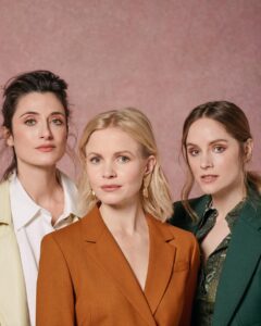 Sophie Rundle Instagram - Had the pleasure of hanging out with these brilliant women for this Sunday’s @youmagazine ✨ Naturally, it immediately descended into mild hysteria and it’s a miracle they managed to get any serious pictures of us at all, but what a lovely day it was. 💕✨ Photographer @mattheweades Picture director @esterpicturedirector Styling @karenprestonkp Make-up @justinejenkins @nathalieeleni_beauty Hair @svenbayerbach shukeelhair You mag @youmagazine Editor @jo_evin Deputy Editor @lindsayfrankljourno Creative Director @natashatomalinhall Entertainment Director @mrjsmannion Interviewer @colemoreton #NatashaOkeefe @kate_phillipsss
