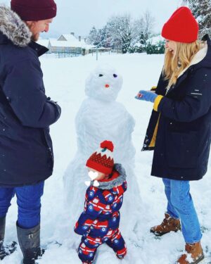 Sophie Rundle Instagram - There’s no business like snow business and other such puns ☃️❄️