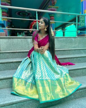 Soundarya Reddy Instagram - Song 😜❤️