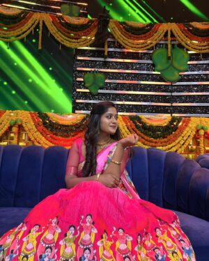 Soundarya Reddy Instagram - 🌸
Outfit- @naa_maguva 😍