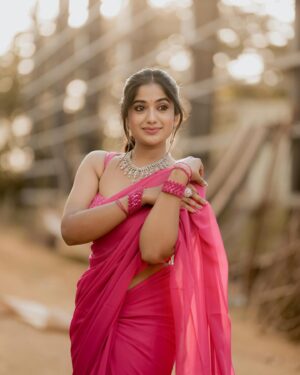 Soundarya Reddy Instagram - 🌸
Pc - @viki_pixer 
MUA - @iniyamakeover 
Jewellery - @new_ideas_fashions
