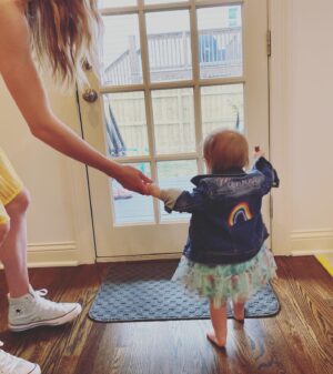 Spencer Locke Instagram - Our little lady turned ONE yesterday!!! 🎂 I didn’t know a love like this could exist and I thank God everyday for the gift of being her mama. Ya know that song Don’t Blink? Yeah… that’s the one 🤍🤍🤍 #prideandjoy @chrismason_1