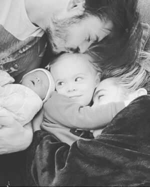 Spencer Locke Instagram - Christmas came early 💫
Our beautiful baby boy is here!! He arrived one month early and not a moment too soon. Thanking God for this little miracle who has stolen our hearts and rocked our world. Proud family of four, with two mini @chrismason_1 my work here is done 🥰🙃