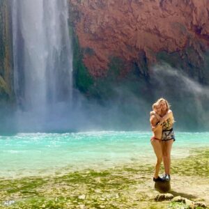 Spencer Locke Instagram - HAPPY BIRTHDAY TO MY FLASHLIGHT FACE & real life mermaid @lindsayrosebush 🤗🌼the memories are endless yet somehow keep getting better and better... Cheers to 26!! I love love love you!
