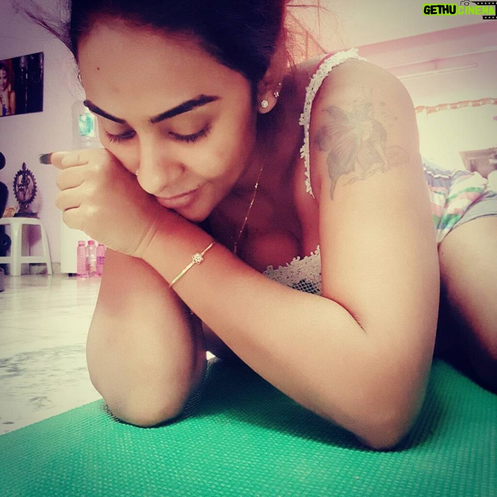 Sri Reddy Instagram -