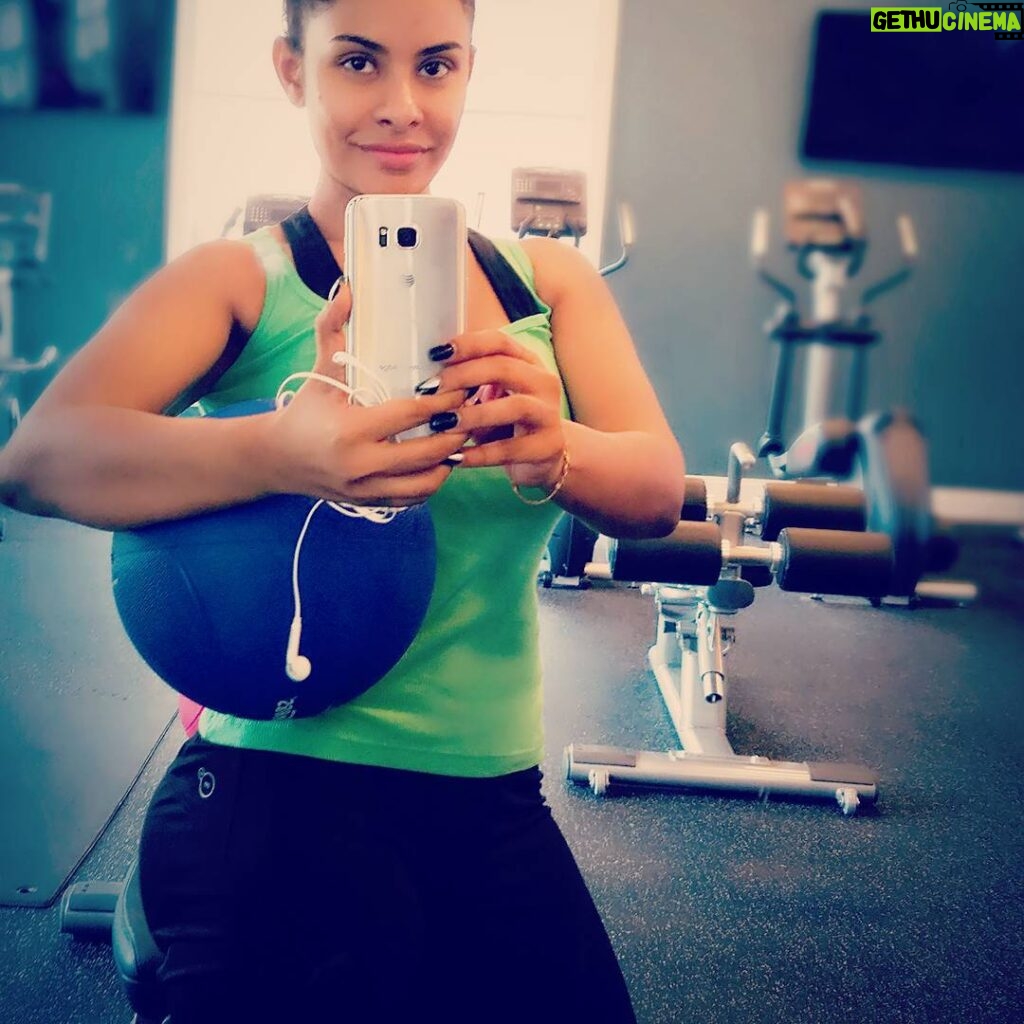 Sri Reddy Instagram - Catch it