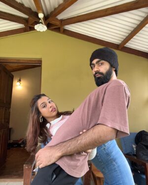 Srishti Ganguli Rindani Instagram - Exclusive Zara photoshoot BTS ft. @iambhaveshmehta