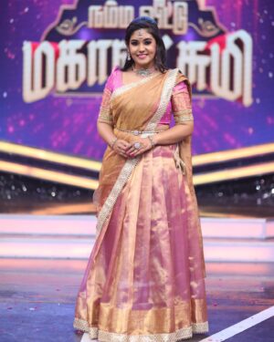 Sruthi Shanmuga Priya Instagram - Current status : Grateful, growing and glowing ✨

Costume courtesy : @vika.label 
Accessories : @gold_copy1486 
Pc : @s.a_arun_