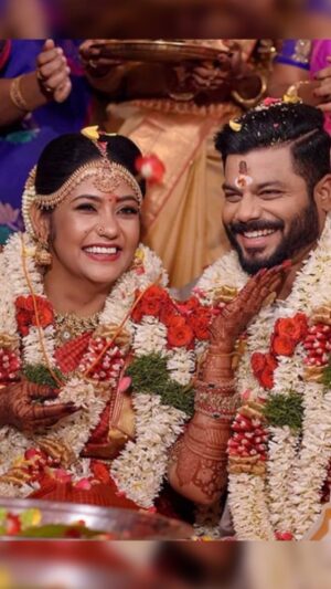 Sruthi Shanmuga Priya Instagram - Happy anniversary my dear husband. The world can’t stop the way I feel about you and nothing can ever change my love towards you. This might be the first anniversary I’m celebrating alone according to this world’s point of view but it’s never the same for me since I can always feel your presence by my side. Without shedding a tear on this special day of ours, believing your presence more strongly each day, I’m never gonna give upon you. I know you don’t like me crying, so keeping my spirit high and doing things that you love, having you beside me as my guardian angel, I’ll make you proud and live the life we dreamt of. Loving you with all my heart ❤️ and waiting to meet you on the other side & hug you tight sweetheart. 
Happy second anniversary to us my love 😘 @arvind__shekar 

-Aravind’s Sruthi forever ♾️

#anniversary #loveofmylife #guardianangel