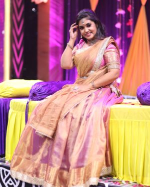 Sruthi Shanmuga Priya Instagram - Current status : Grateful, growing and glowing ✨

Costume courtesy : @vika.label 
Accessories : @gold_copy1486 
Pc : @s.a_arun_