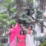 Sruthi Shanmuga Priya Instagram - Love My Squad ❤️🥰 @neharamakrishna @sruthi_shanmuga_priya Maternity Dress Courtesy: @momzcradle Video : @rootzstudios