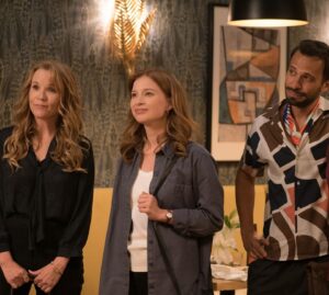 Stacey Farber Instagram - Our second episode airs TONIGHT at 9 pm EST on @ctv.  If you won’t be home, set your recording devices (is it still called PVR? DVR? 🙃) or stream it this week on CTV’s app. 

For all of you outside of Canada asking how you can watch the show— we’re workin’ on it! 🥰

#thespencersisters