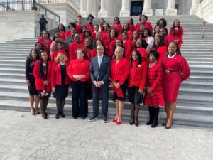 Stacey Plaskett Instagram - The revered Founders and Sorors of Delta Sigma Theta Sorority, Inc. who have passed on marched through tremendous inequity and struggle so that we could run and fight today. 

My Sorors and I are members of an incredible sisterhood, a sorority of doers – educators, artists, policy makers, jurists, Queens and Warriors working to make this world better through deeds and our lived lives!

Happy Founder’s Day to the Devastating Divas of Delta Sigma Theta Sorority, Incorporated!

#DST111 #ThePowerofDST
#DST1913