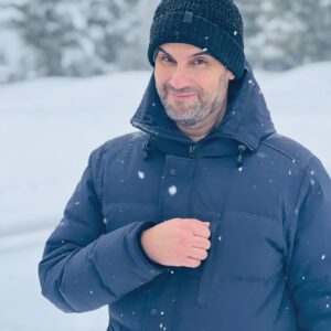 Stacey Tookey Instagram - It’s a winter wonderland and I’m loving every minute of it!! So grateful for this week in the mountains with family ❄️☃️ 🇨🇦