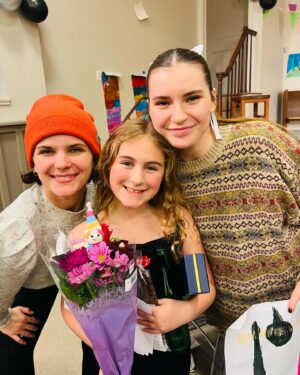 Stacey Tookey Instagram - All the festive things… Nutcracker performance, Winter Arts Evening at school & Musical theatre showing of Harper’s scene from Wicked and song & dance from Newsies!! A busy but beautiful season..Happy Holidays everyone 🎄