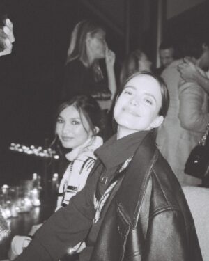 Stacy Martin Instagram - Weekend smiles 📸 @afundisaster
