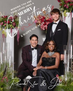 Star Jones Instagram - May the spirit of Christmas fill your life with happiness, love, peace, and prosperity. Merry Christmas!