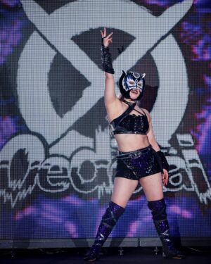 Starlight Kid Instagram - シンデレラ1回戦突破！
明日2回戦！！
すずを蹴落として上がれるトーナメント？最高じゃん。
やるしかねえ😈

そしてこちら、2wayコスチューム！
雰囲気変わるしめっちゃええやん👏🏻

#SLK
#スターライトキッド
#スターダム
#STARDOM
#OEDotai
#大江戸隊
#女子プロレス