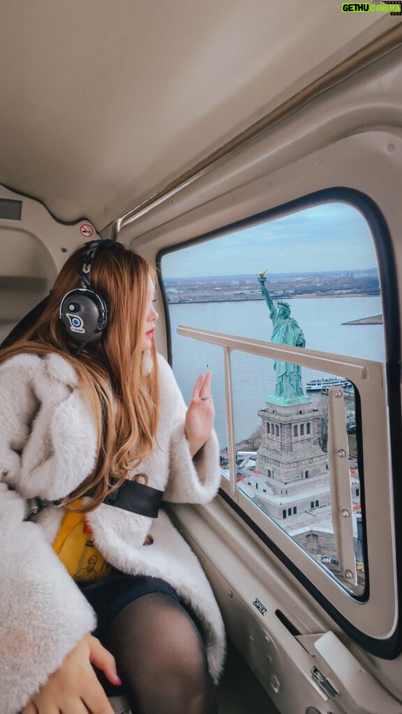 Stella Lee Instagram - When you take New York experience to a different level 🚁🇺🇸