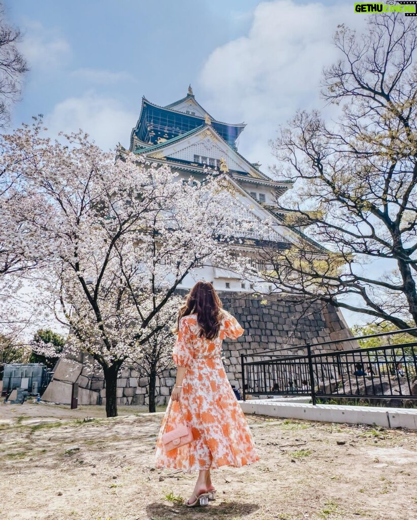 Stella Lee Instagram - UPDATE FOR JAPAN TRAVEL GUIDE!!! 🎉🎉🎉 Sekarang ada 2 bahasa khusus untuk Japan Travel Guide loh. Ratusan page mengenai jepang, dari segala budget, segala season, sampai setiap bulan harus ngapain aja sekarang ada dalam Bahasa Indonesia maupun Bahasa Inggris di www.stellartravelguide.com 🇯🇵🇯🇵🇯🇵